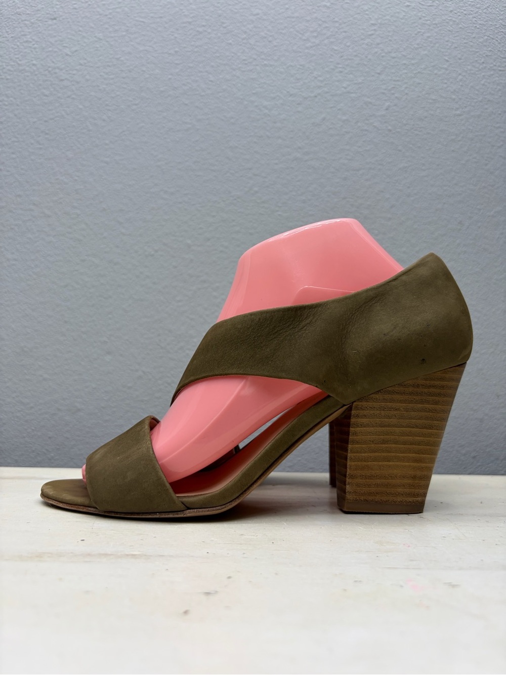 Aerin Cativin Open Toe Leather Chunky Heel Size 7.5